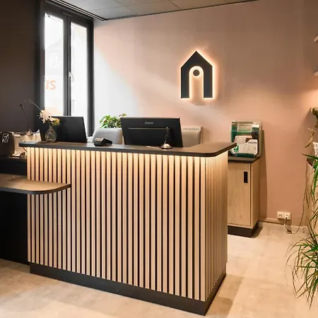 Campanile Prime - 15 Tour Eiffel فندق باريس