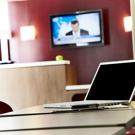 Campanile Prime - 15 Tour Eiffel فندق