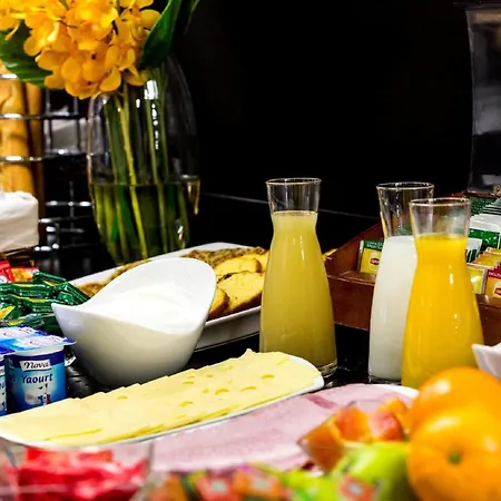 Campanile Prime - 15 Tour Eiffel فندق باريس