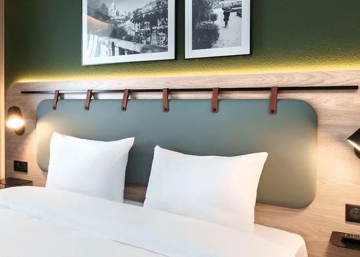 Campanile Prime - 15 Tour Eiffel Hotel 3*