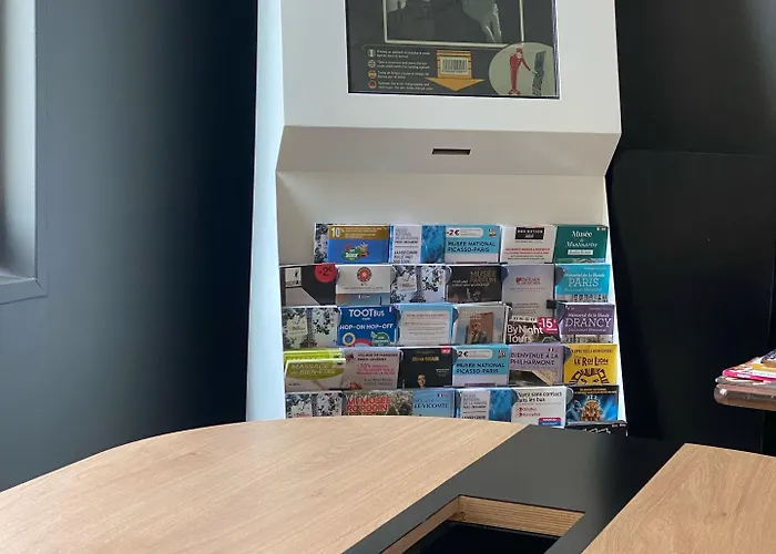 Hotel Campanile Prime - 15 Tour Eiffel Paris