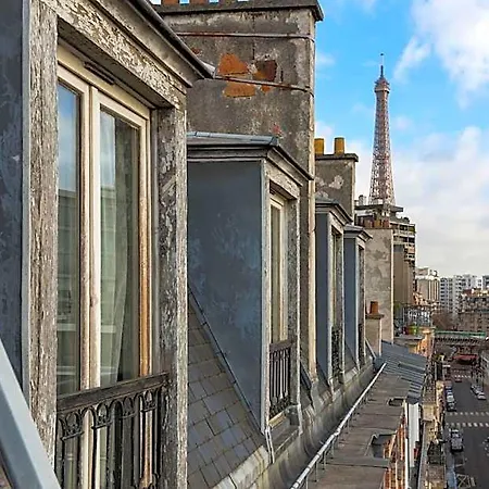 Campanile Prime - 15 Tour Eiffel Hotel 3*