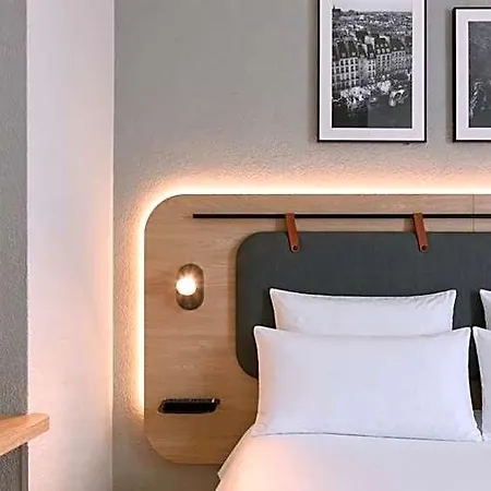 Campanile Prime - 15 Tour Eiffel Hotel 3*
