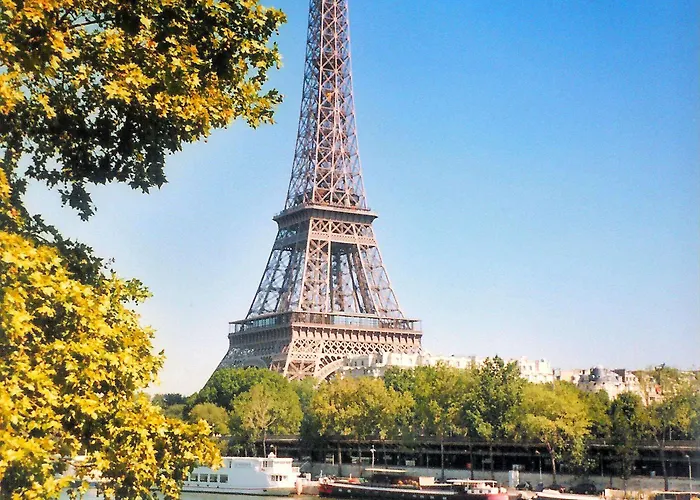 Campanile Prime - 15 Tour Eiffel París