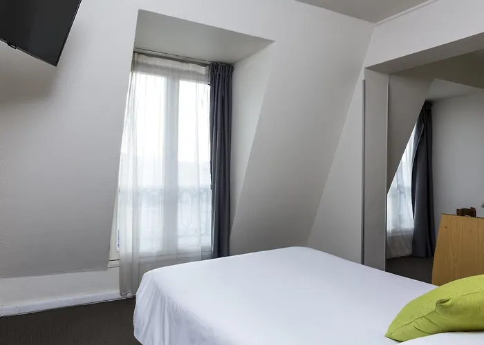 Szálloda Campanile Prime - 15 Tour Eiffel