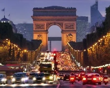 Campanile 15 - Tour Eiffel Paris