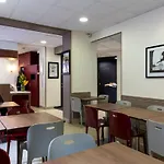 Campanile Prime - 15 Tour Eiffel فندق 3*