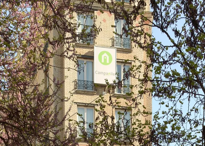 Campanile Prime - 15 Tour Eiffel Otel 3*
